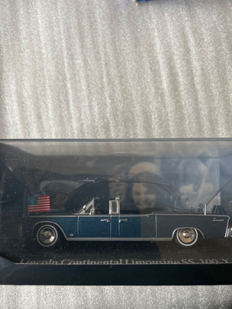 Corgi like die cast JFK limo 