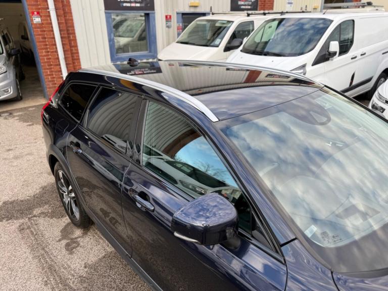 2018 Volvo V90 2.0 D4 Cross Country Pro 5dr AWD Geartronic ESTATE DIESEL Automatic