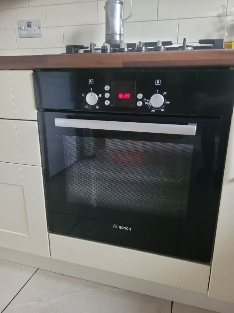 Bosch HBN331.5B Built-in Oven – Black, Good Condition