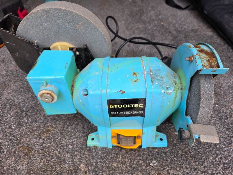 Tooltec Wet & Dry Bench Grinder 