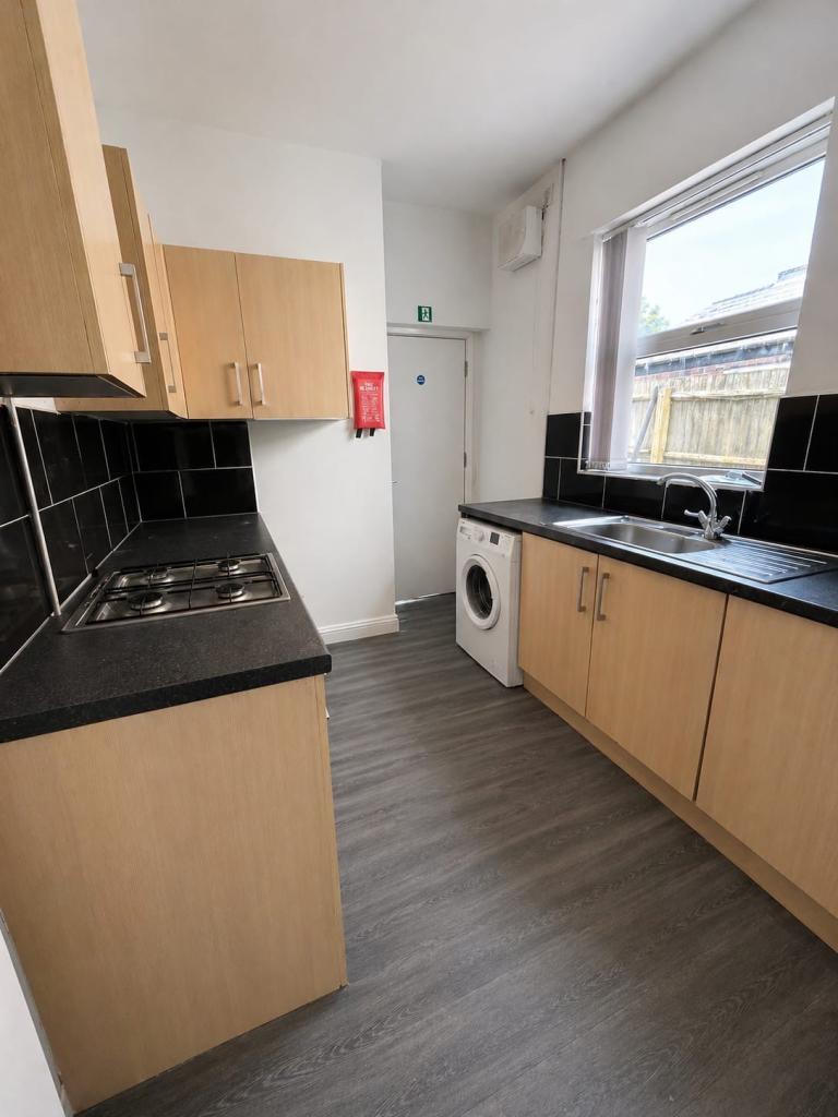 4 bedroom House - DSS 
