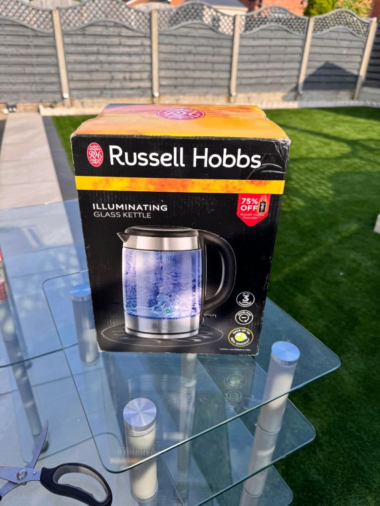 Russell Hobbs Illuminating Glass Kettle – Brand New in Box