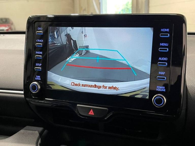 2022 Toyota Yaris 1.5 VVT-h Design Hatchback 5dr Petrol Hybrid E-CVT Euro 6 (s/s) (116 ps) Hatchb...