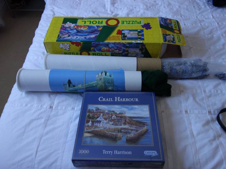 Large jigsaw felt mat up to 2000 pieces with 2 new jigsaws in original boxes!! retail value £35++