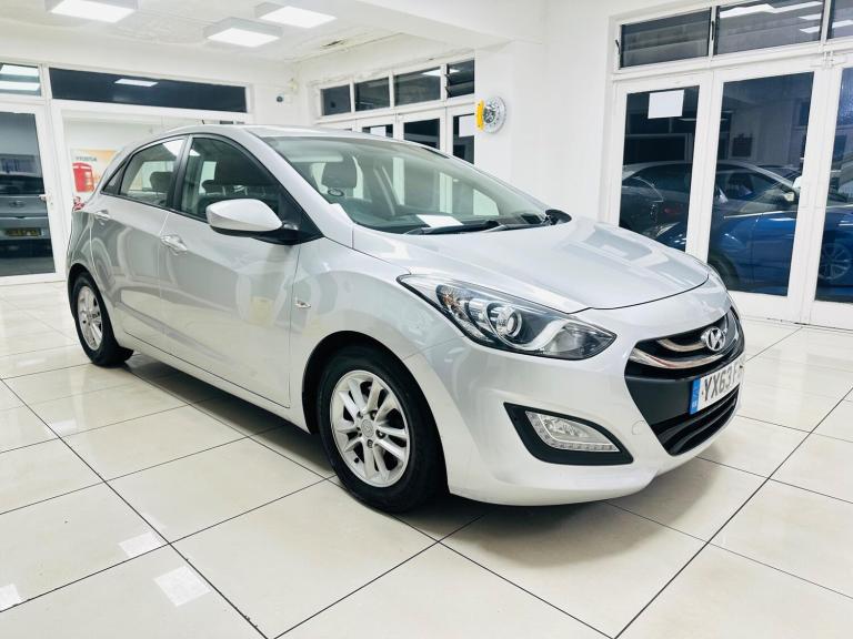 2013 Hyundai i30 1.6 CRDi Blue Drive Active 5dr HATCHBACK DIESEL Manual