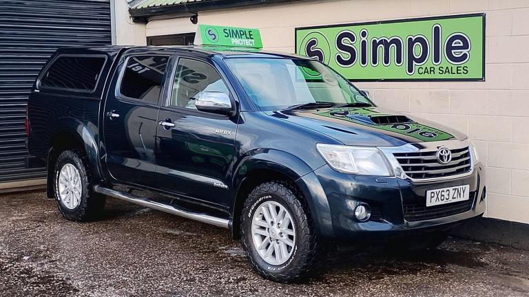 2014 Toyota Hilux 3.0 D-4D Invincible 4WD Euro 5 4dr PICK UP Diesel Manual