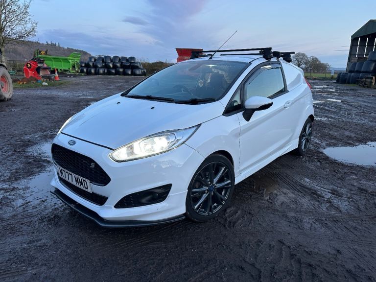 Ford FIESTA SPORT Car Derived Van, 2015, Manual, 1496 (cc)