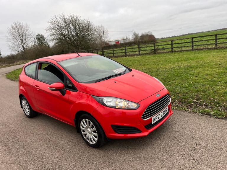 2013 Ford Fiesta 1.25 Style 3dr HATCHBACK Petrol Manual