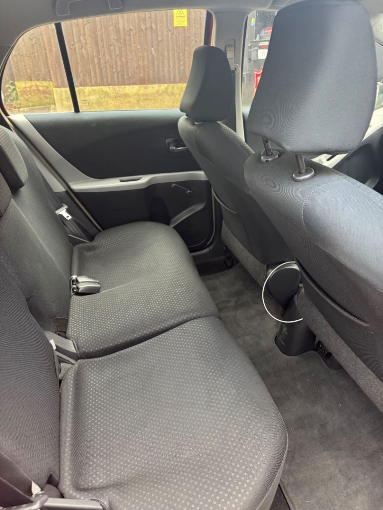 Toyota, YARIS, Hatchback, 2010, Manual, 1329 (cc), 5 doors