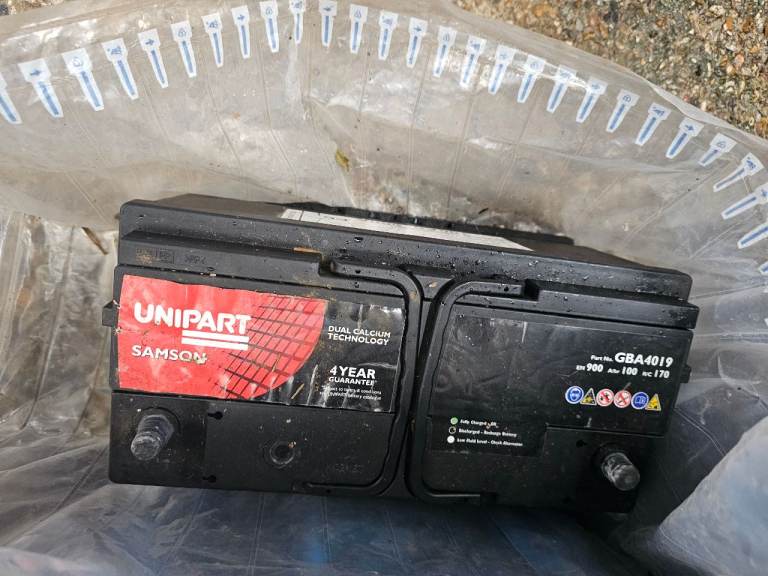 Car battery 
