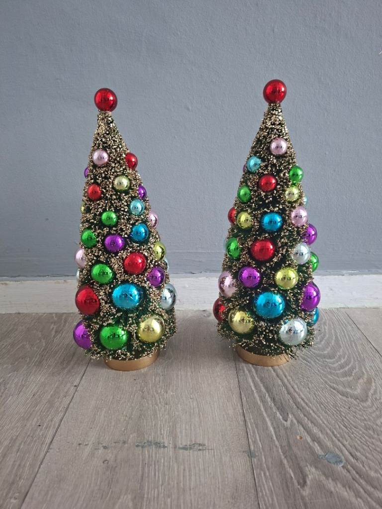 Christmas tree decorations
