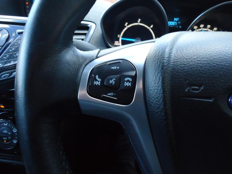 FORD FIESTA 1.5 TDCi Zetec 2015