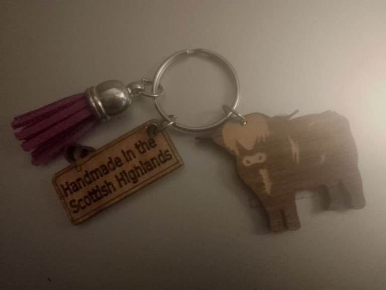 Keyring with handmade wooden Highland cow 