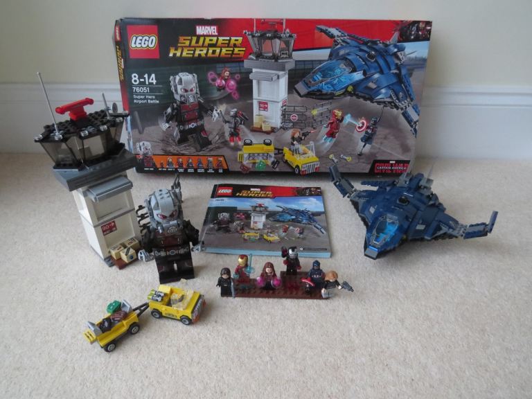 LEGO 76051 MARVEL SUPER HERO AIRPORT BATTLE + MANUAL + BOX