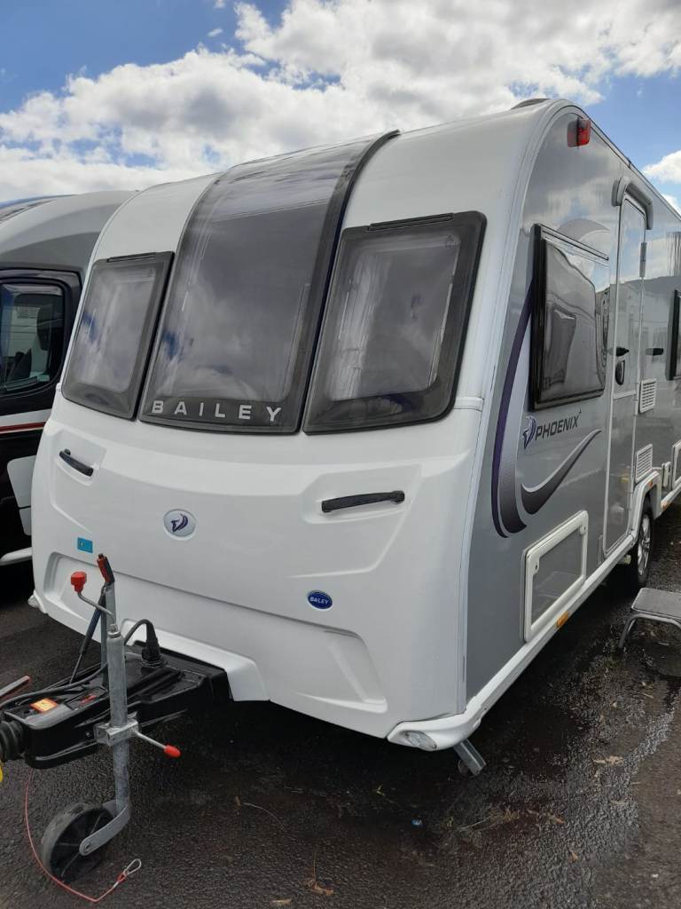 2021 Baileys phoenix + 440 caravan 