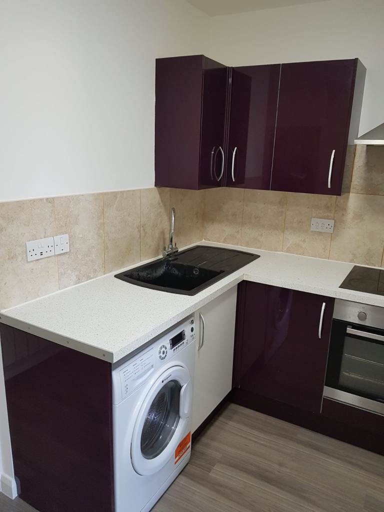 1 bedroom Newly Refurbished Flat in Findlay way, Bletchley, Milton Keynes.