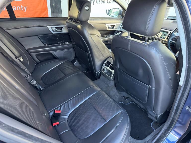 2014 Jaguar XF 3.0d V6 S Portfolio 5dr Auto ESTATE Diesel Automatic