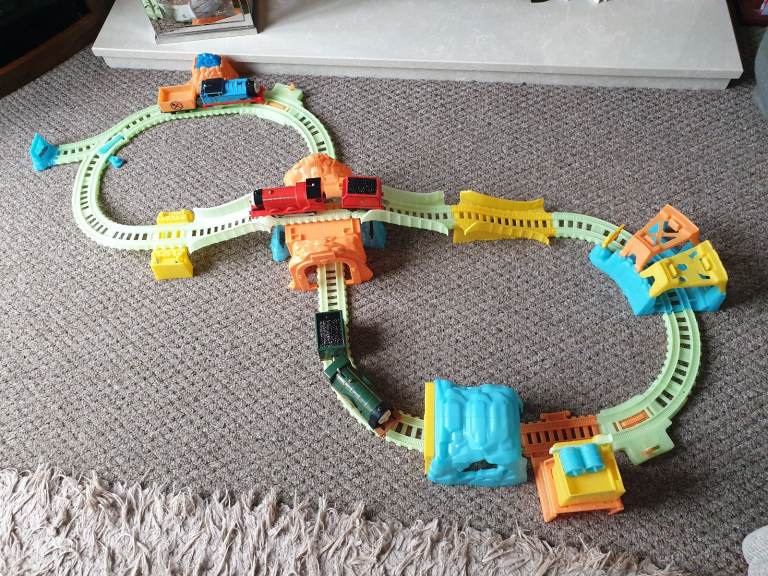 Thomas & Friends Trackmaster Glowing Mine Set