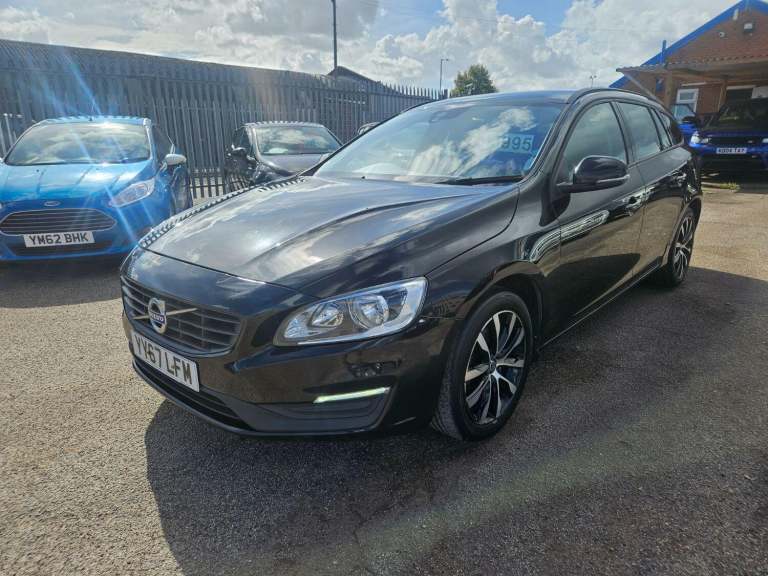 VOLVO V60 2.0 Business Edition D4 2017