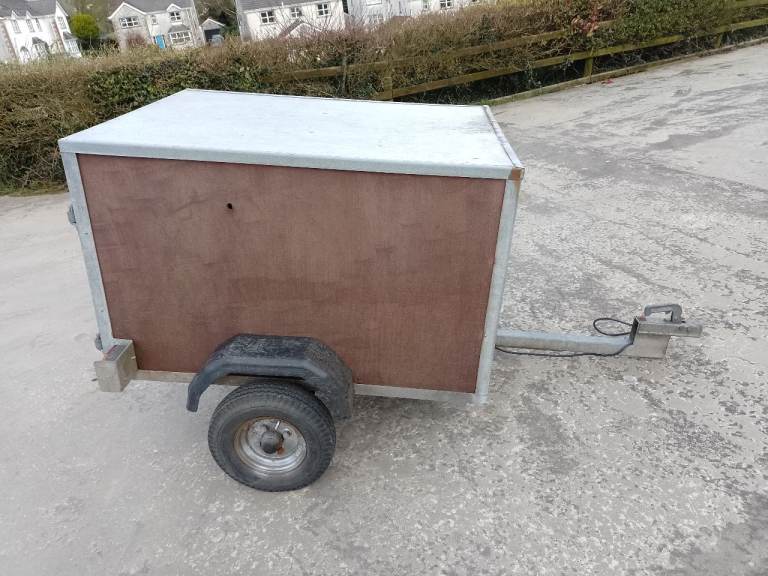 Car trailer