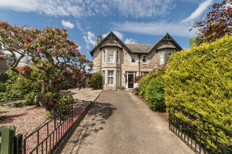 2 bedroom flat in 6, Balhousie Avenue, Perth, Perth And Kinross, PH1 5HN