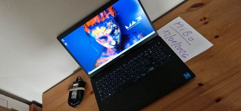 2023 11th gen 15.6" Core i5 16GB RAM 256GB SSD DELL Windows 11 MS Office Laptop Computer PC