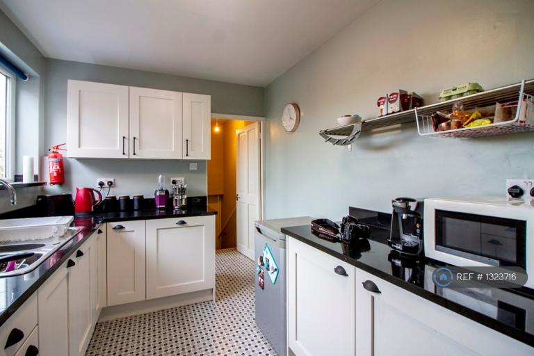 1 bedroom in Normanton Terrace, Newcastle Upon Tyne, NE4 (#1323716)