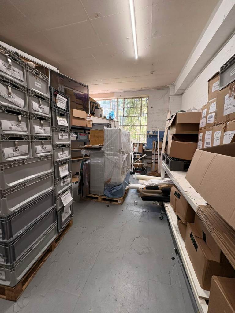 430sqft Gr Flr Workshop Office Studio Warehouse Creative Space in Hackney Wick £1600pcm London
