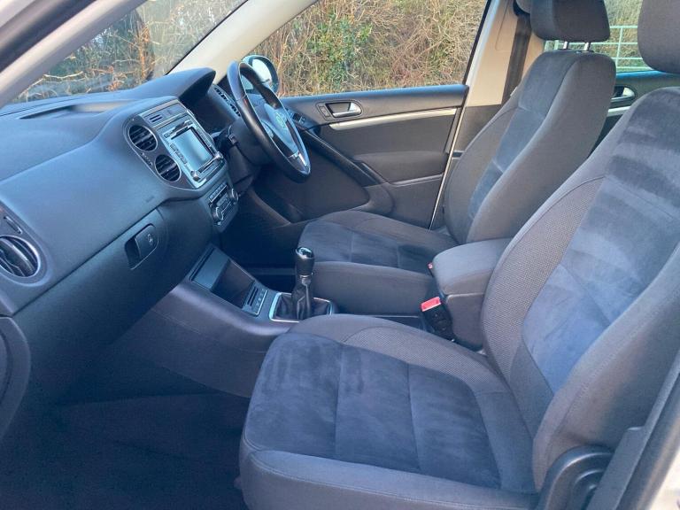 2013 Volkswagen Tiguan 2.0 TDI BlueMotion Tech SE 4WD Euro 5 (s/s) 5dr ESTATE Diesel Manual