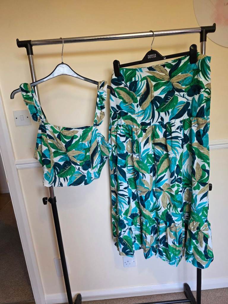 Shein Curve 4XL Tropical Print Co-ord Skirt and Top Set