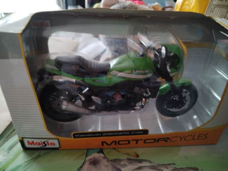 Maisto Kawasaki Z900RS, Cafe Model Motorcycle & BMW #got stuff get cash 