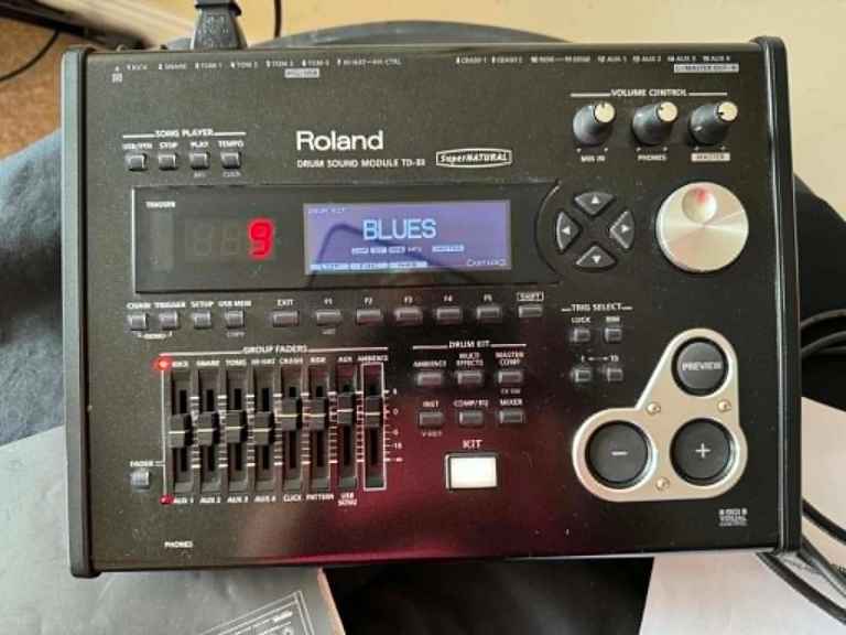 Roland TD-30 V-Drums Drum Sound Module – Good Condition