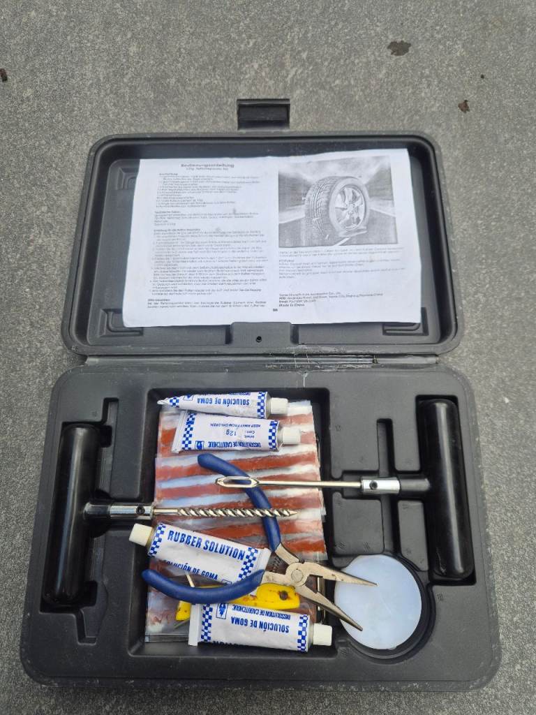 Car Puncture Kit
