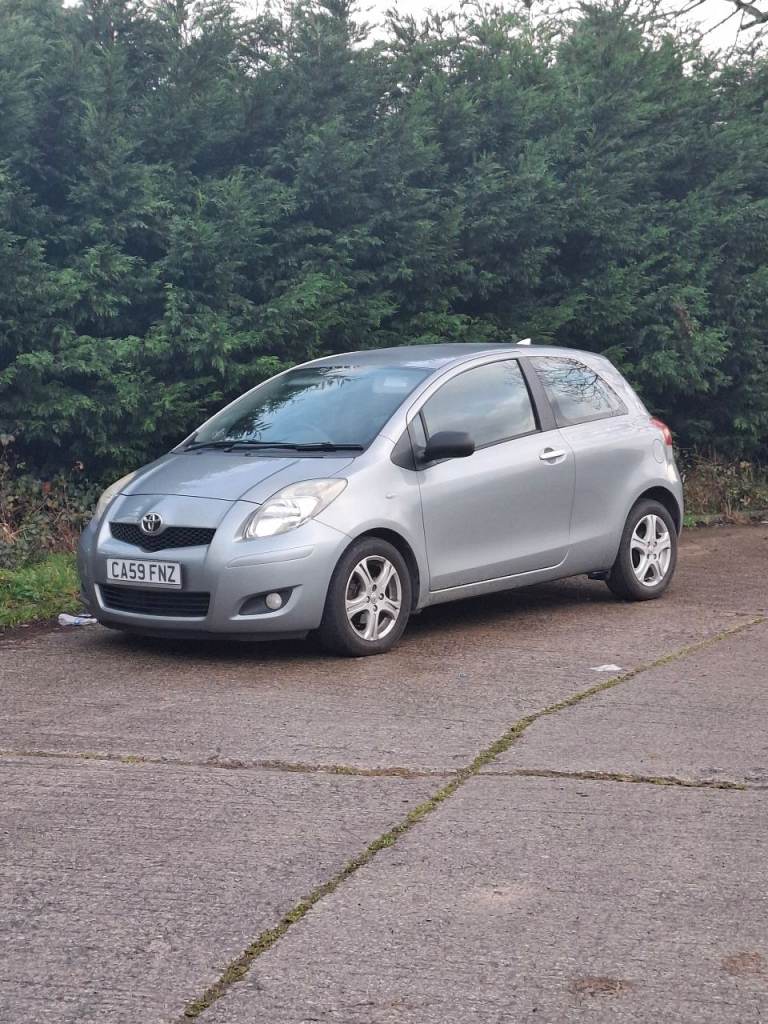 Delivery could be possible!!Toyota, YARIS, Hatchback, 2010, Manual, 1329 (cc), 3 doors