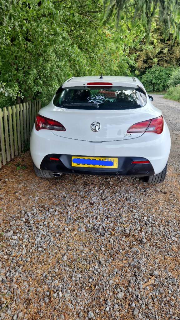 Vauxhall, ASTRA GTC, Hatchback, 2013, Manual, 1956 (cc), 3 doors