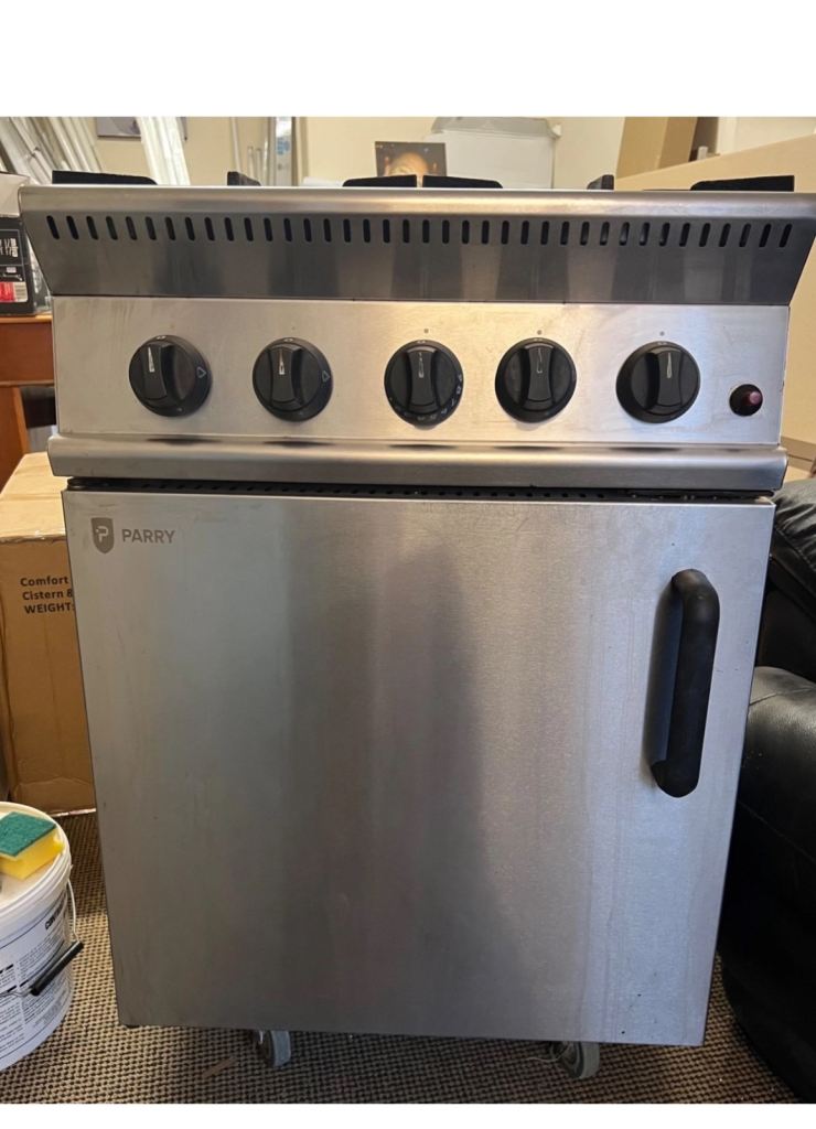 Parry GB4 Commercial Gas Cooker – 4 Burner Range Oven – Fully Working