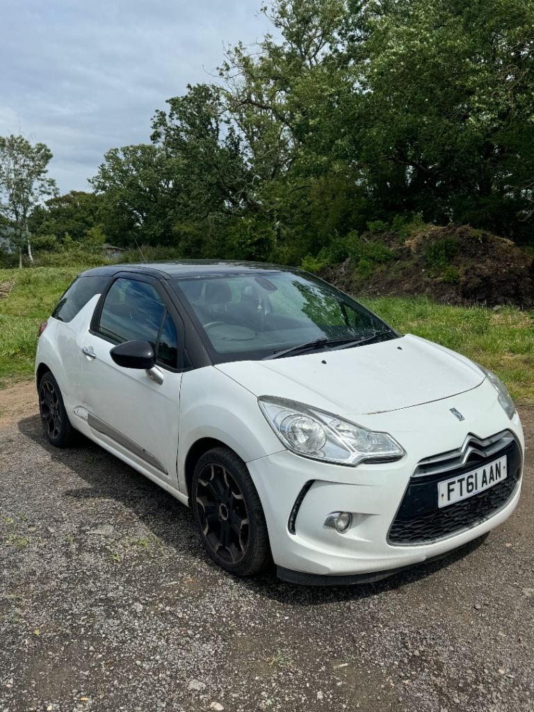 Citroen, DS3, Hatchback, 2011, Manual, 1560 (cc), 3 doors