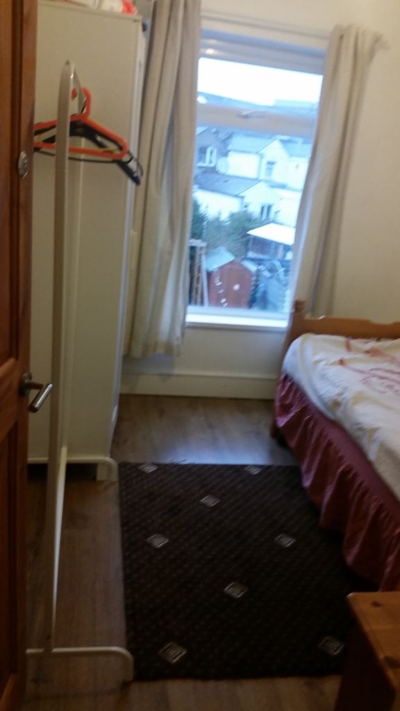 Single room in Female accommodation 