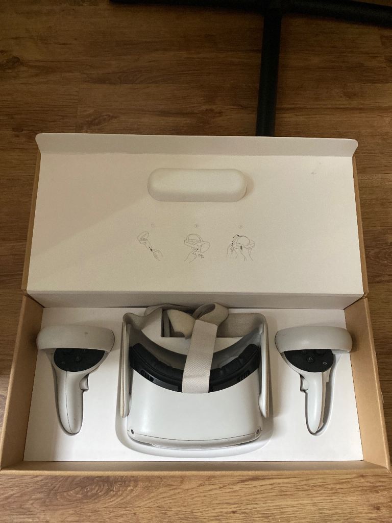Meta Quest 2 VR Headset with Controllers - Good Condition