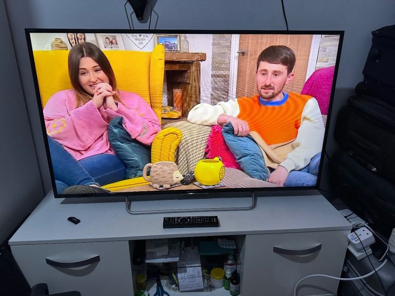 Excellent 48”SONY SMART LED UHDTV