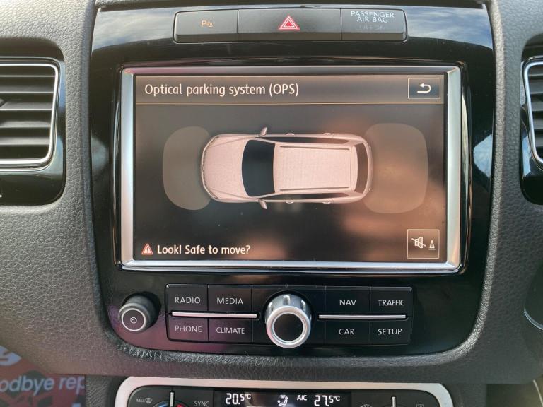 2014 Volkswagen Touareg 3.0 TDI V6 BlueMotion Tech R-Line Tiptronic 4WD Euro 5 (s/s) 5dr ESTATE D...