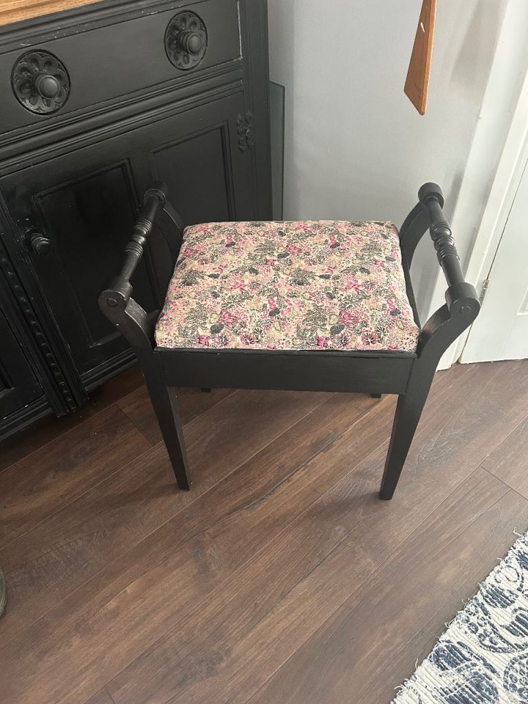 Upcycled piano stool