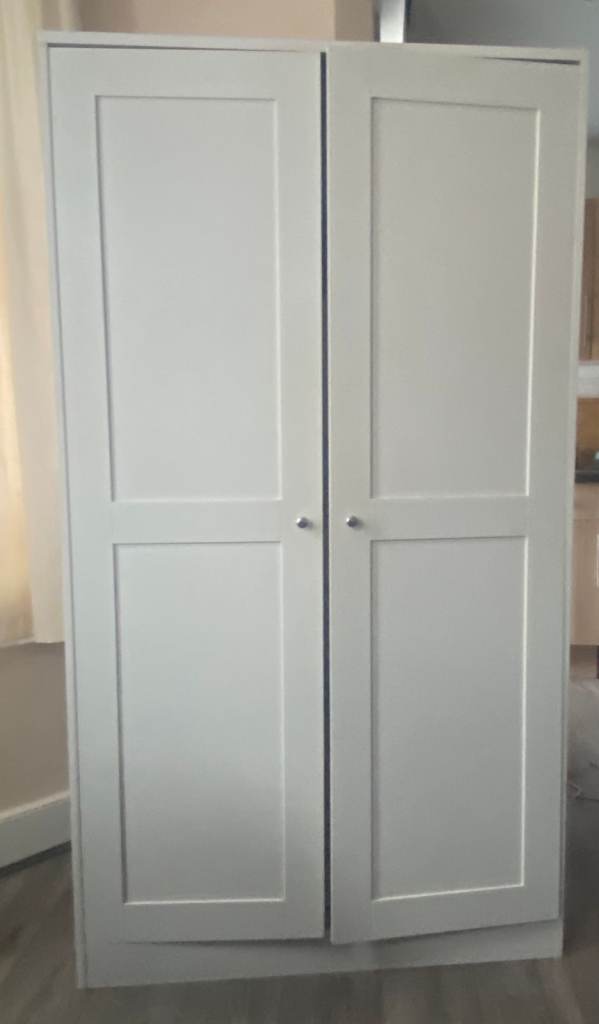 Good Condition Grey Wooden Shaker Style 2-Door Wardrobe
