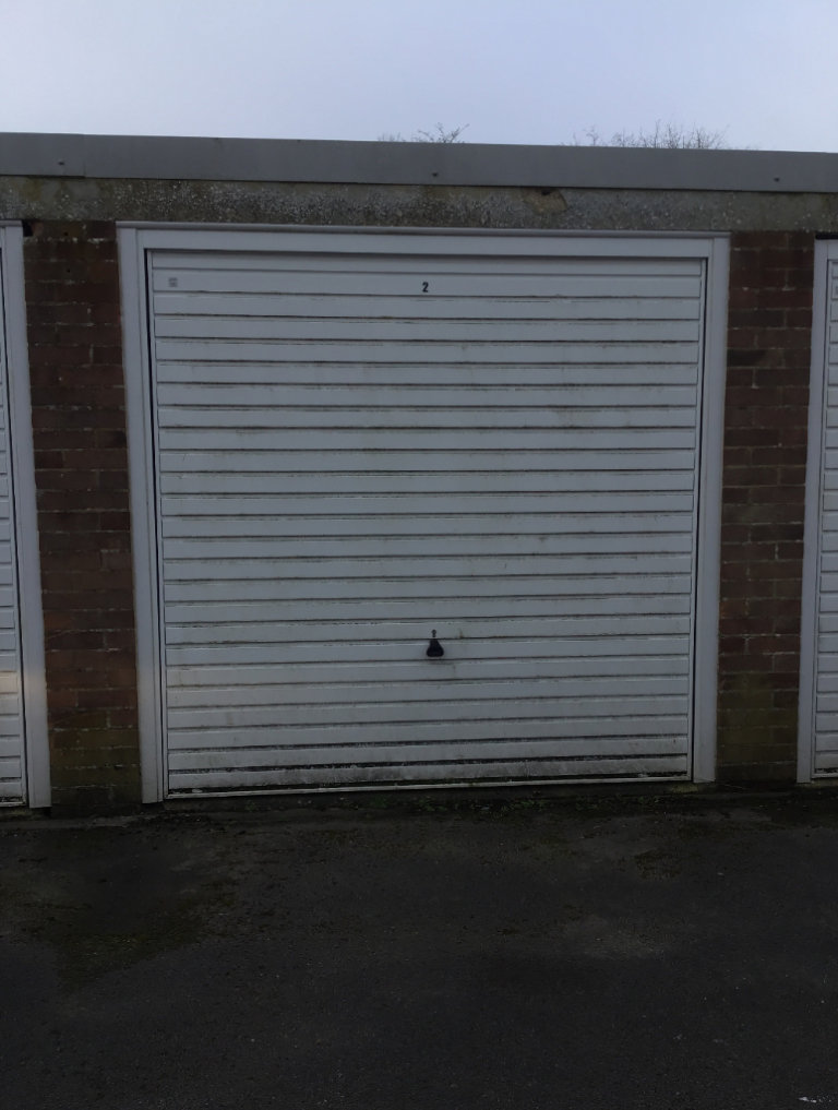 Garages to rent at Queens Road Devizes SN10 5HP- £27.55 a week
