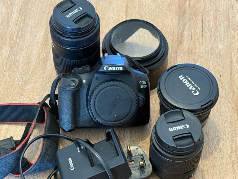 Canon EOS 800D DSLR Camera with 3 Lenses and Charger