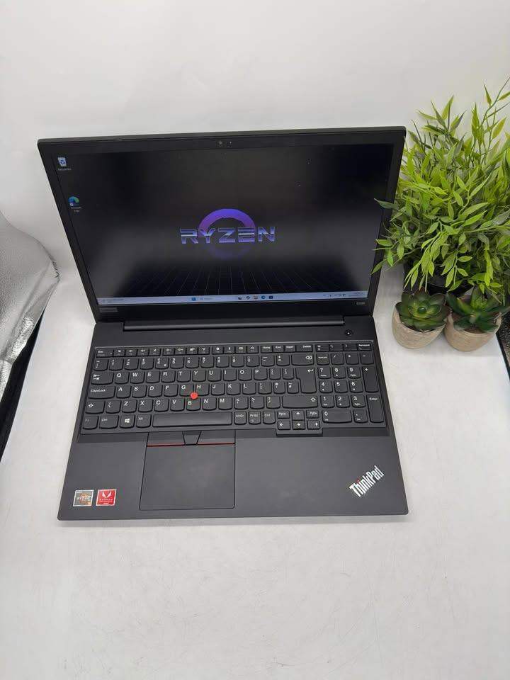 Lenovo ThinkPad E595 Ryzen 5 Pro 8GB RAM 256GB SSD Windows 11 Pro