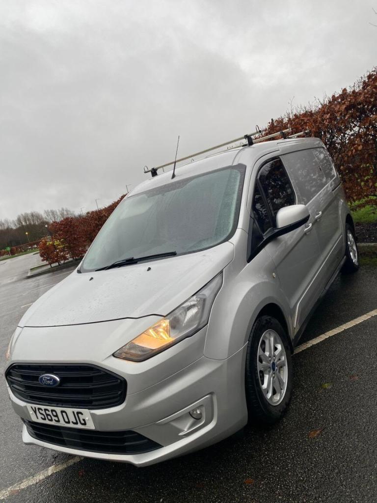FORD TRANSIT CONNECT 1.5 240 EcoBlue Limited 2020