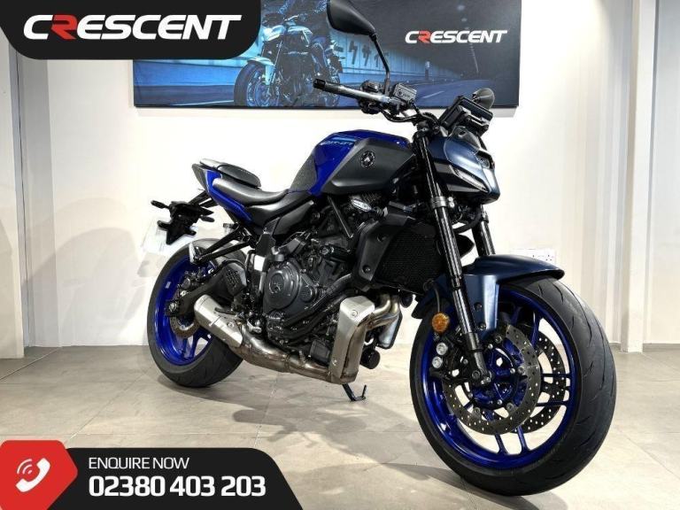 YAMAHA MT-07 Y-AMT 2025 MODEL IN ICON BLUE - ONLY 1050 MILES - MINT