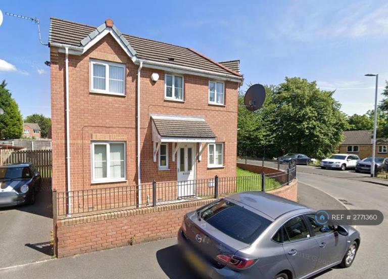 3 bedroom house in Stonefield Drive, Manchester, M8 (3 bed) (#2771360)