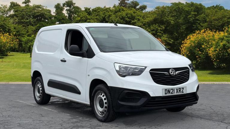 2021 Vauxhall Combo Combo L1 Diesel 2300 1.5 Turbo D 100ps H1 Dynamic Van Van Diesel Manual